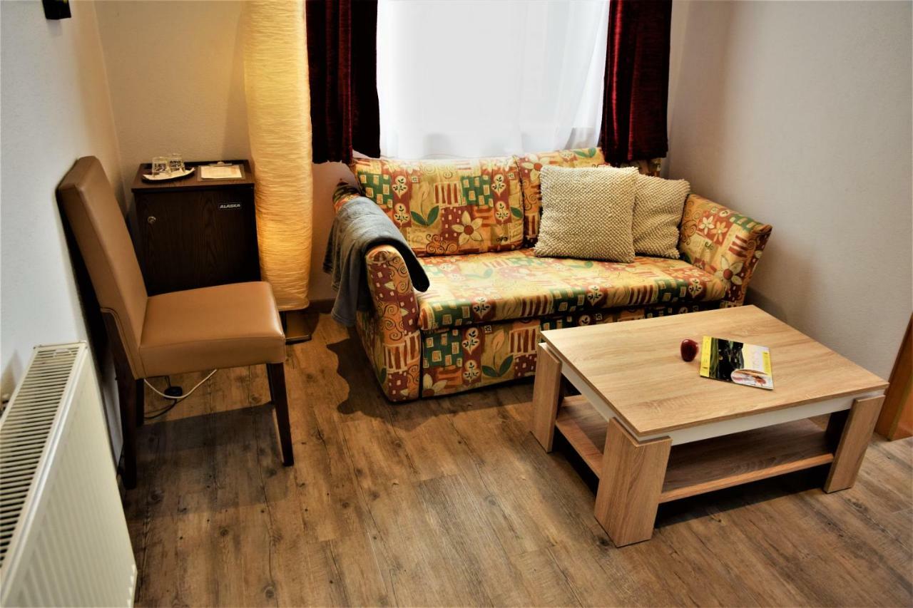 Landhotel Steigerwaldhaus Burghaslach Zewnętrze zdjęcie